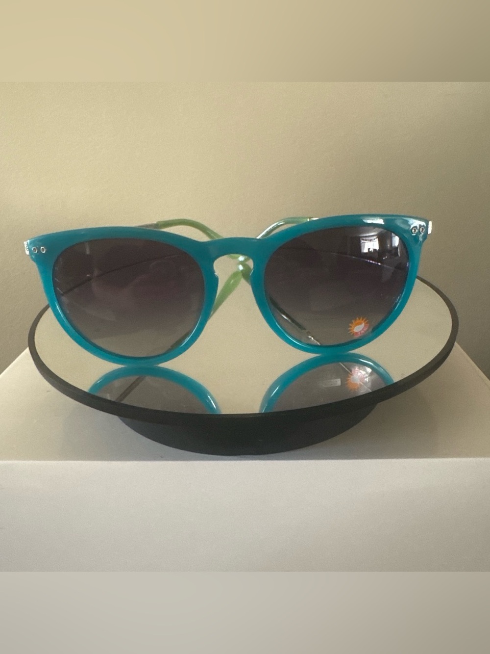 Turquoise Frame Sunglasses with Gradient Lenses - Women Accessories